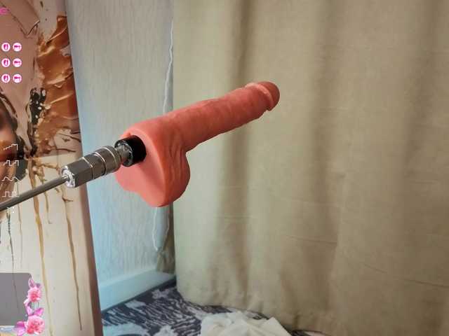 French-Eyes's BongaCams show and profile