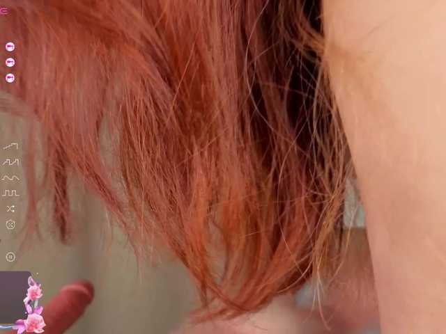 French-Eyes's BongaCams show and profile