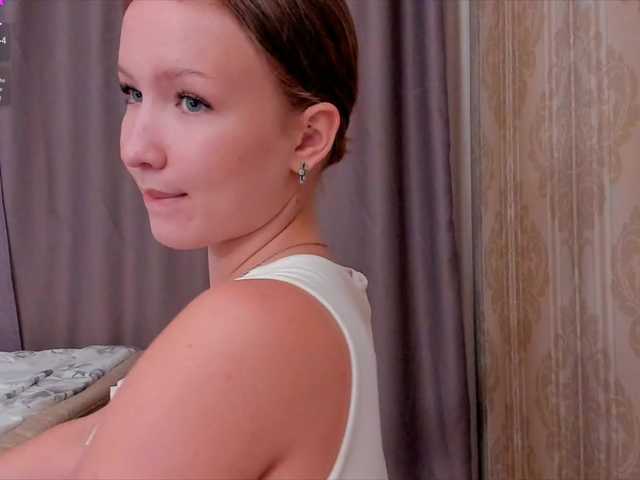 EvaSweet's BongaCams show and profile