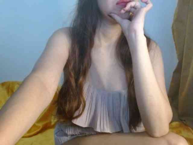 ArianneHeart webcam