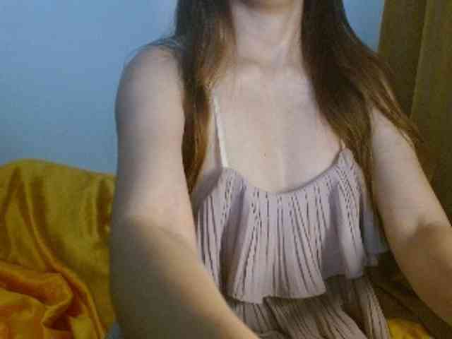 ArianneHeart webcam