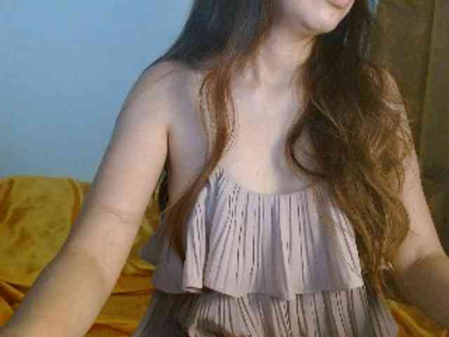 ArianneHeart webcam