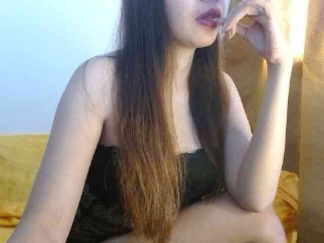 ArianneHeart webcam