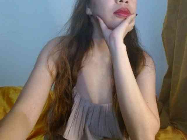 ArianneHeart webcam