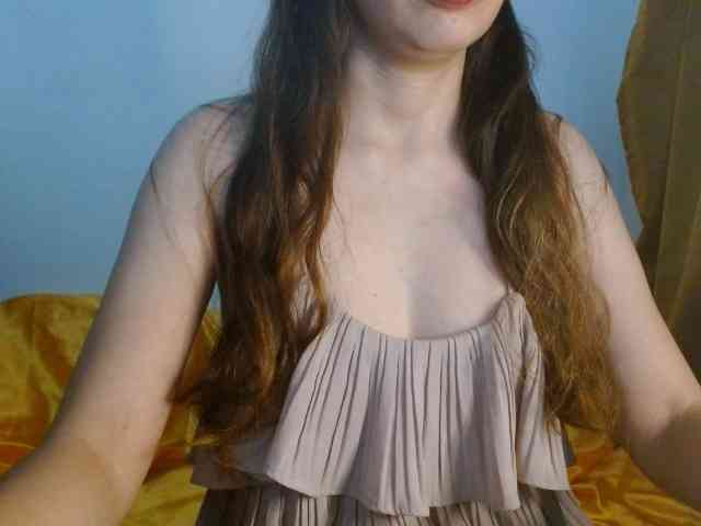 ArianneHeart webcam