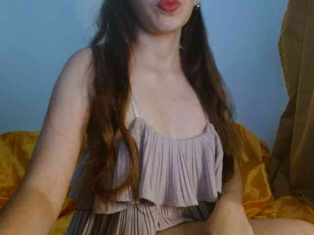 ArianneHeart webcam