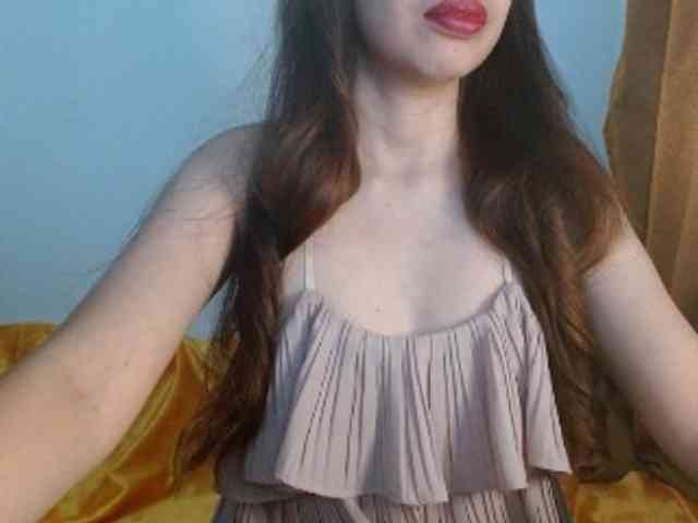 ArianneHeart webcam