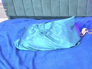 IamGrace's Live Webcam