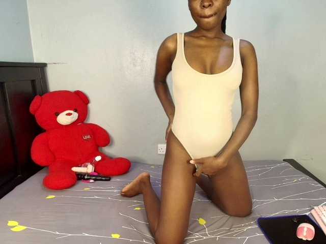 Veecatch live cam on BongaCams