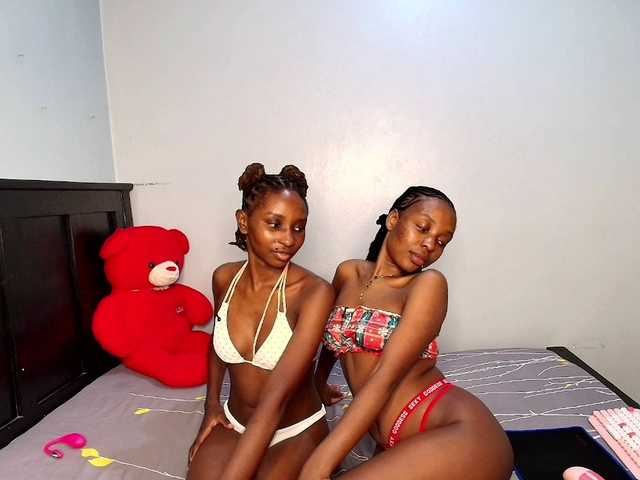Veecatch live cam on BongaCams