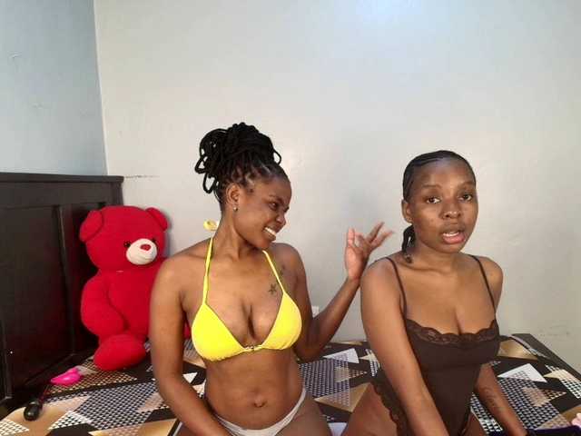 Veecatch live cam on BongaCams