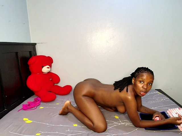 Veecatch live cam on BongaCams