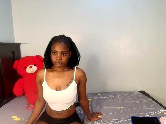 Veecatch live cam on BongaCams