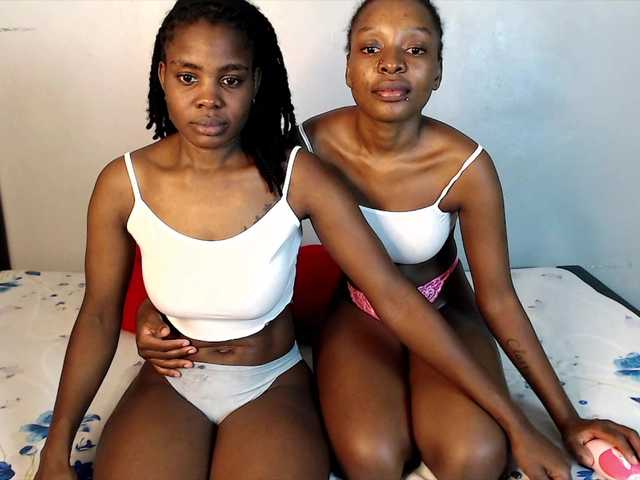le modèle Veecatch est en webcam porno dans un show sur le site bongacams, il possède les tags suivants: Ebony,Brunette,Hairy
