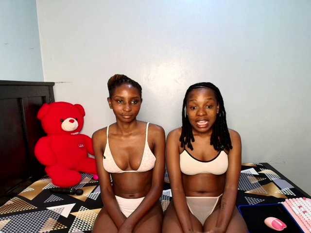 Veecatch live cam on BongaCams