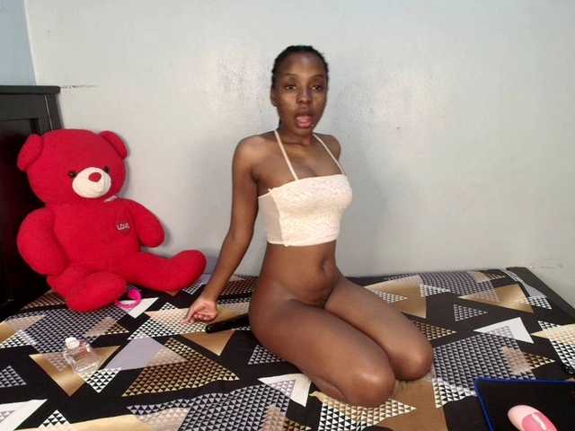 Veecatch live cam on BongaCams