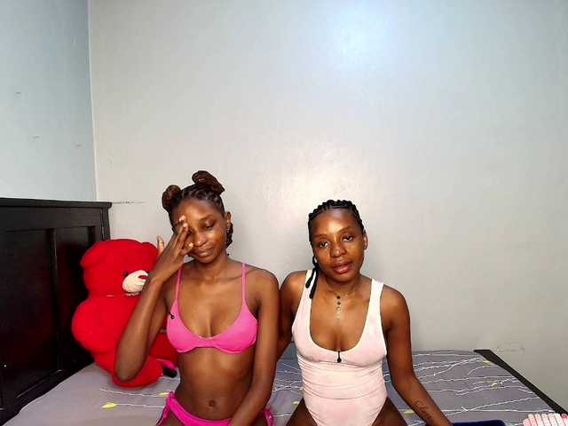 Veecatch live cam on BongaCams
