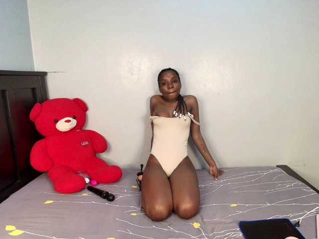 Veecatch live cam on BongaCams