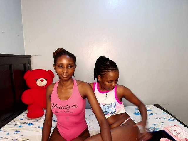 Veecatch live cam on BongaCams