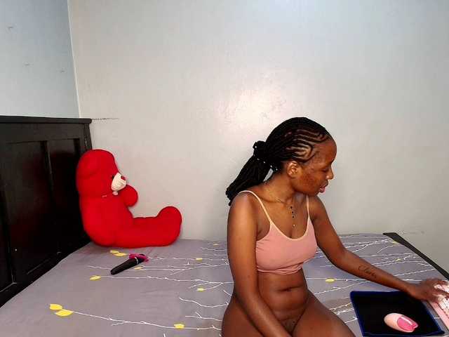 Veecatch live cam on BongaCams