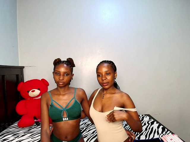 Veecatch live cam on BongaCams