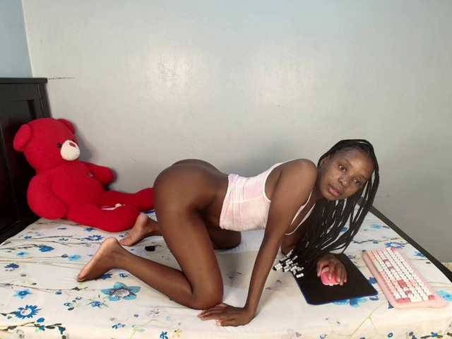 Veecatch live cam on BongaCams