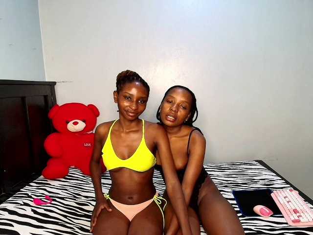 Veecatch live cam on BongaCams