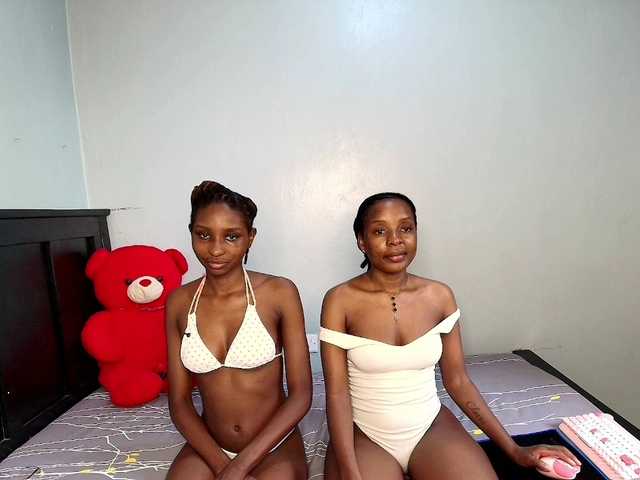 Veecatch live cam on BongaCams