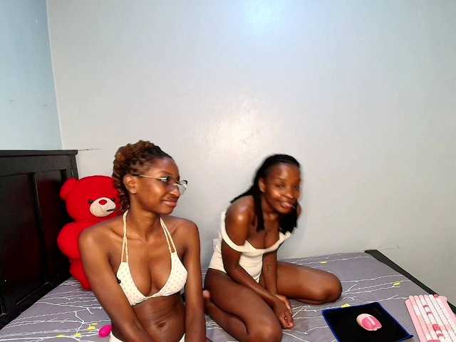 Veecatch live cam on BongaCams