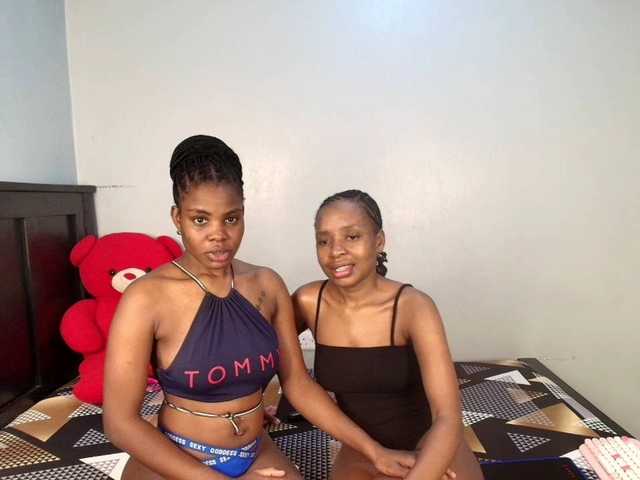 Veecatch live cam on BongaCams