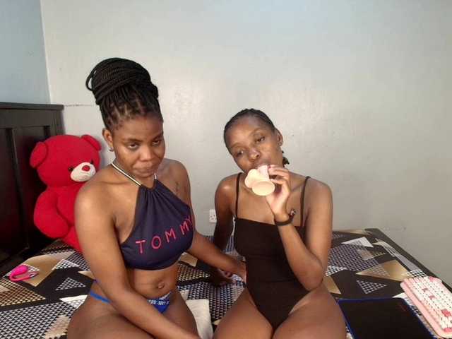 Veecatch live cam on BongaCams