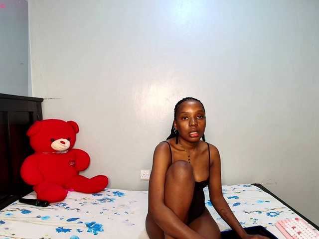 Veecatch live cam on BongaCams
