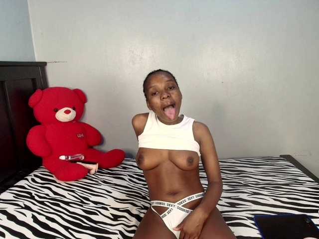 Veecatch live cam on BongaCams