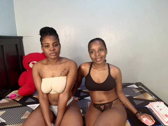 Veecatch live cam on BongaCams