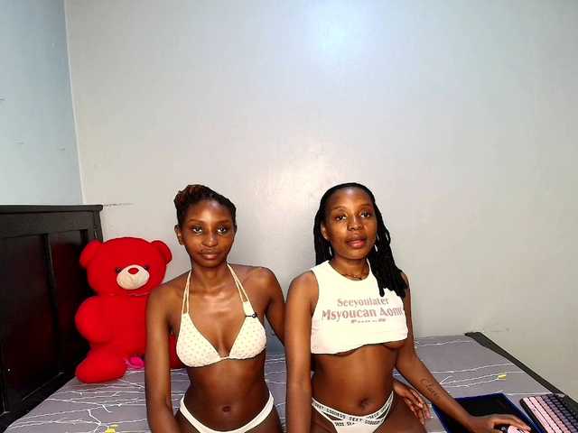 Veecatch live cam on BongaCams