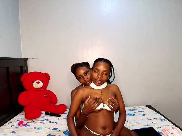 Veecatch live cam on BongaCams