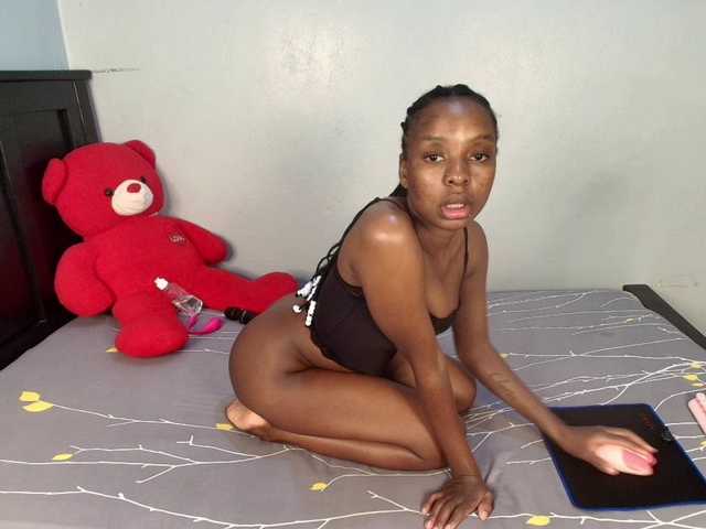 Veecatch live cam on BongaCams