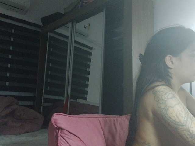 SrtaJhenny live webcam show