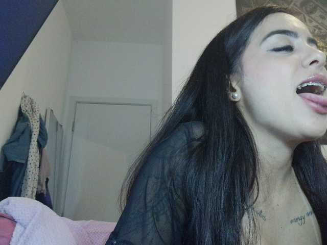 SrtaJhenny live cam on BongaCams