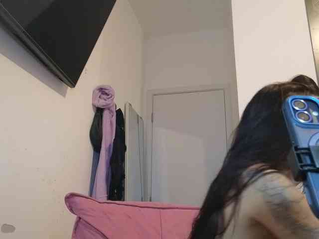 SrtaJhenny webcam
