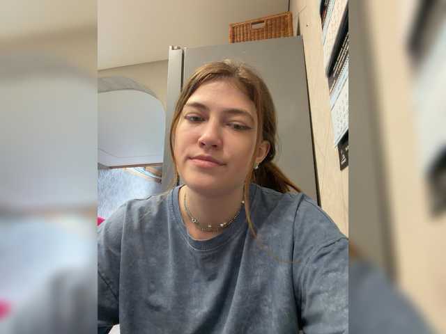 Alinagilberd03 live cam on BongaCams
