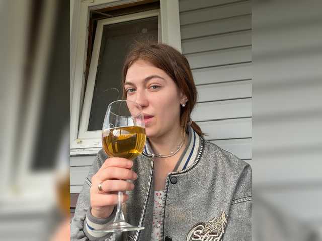 Alinagilberd03 live cam on BongaCams