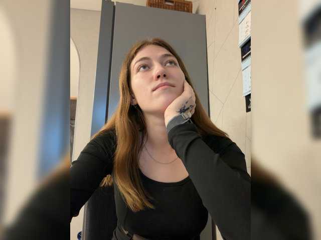 Alinagilberd03 live cam on BongaCams