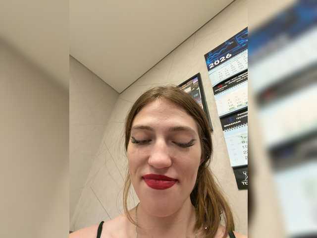 Alinagilberd03 live cam on BongaCams