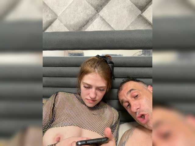 Alinagilberd03 live cam