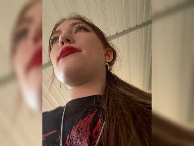 Alinagilberd03 live cam on BongaCams
