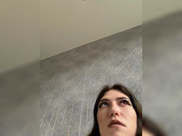 Alinagilberd03 live cam on BongaCams