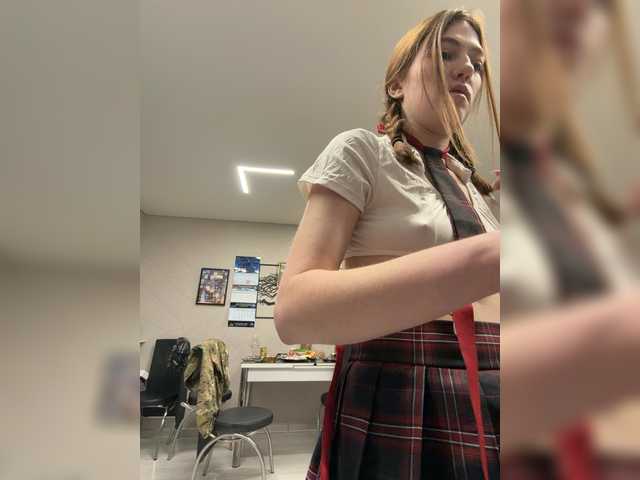  Alinagilberd03 chat room