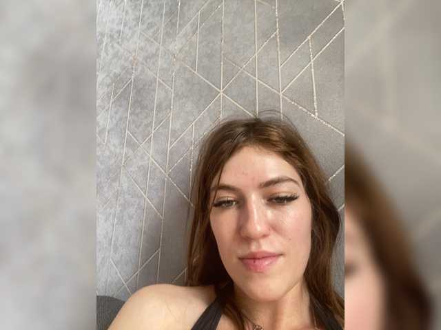 Alinagilberd03 live cam on BongaCams