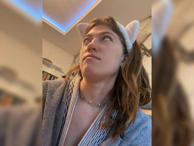 Alinagilberd03 live cam on BongaCams